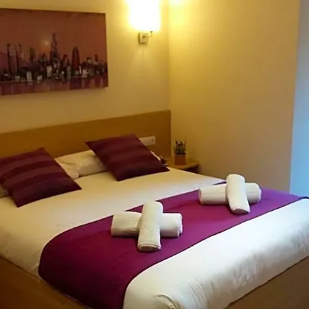 Travel 3* Barcelona